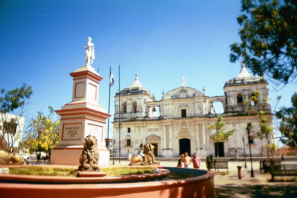 pr10521117705.jpg